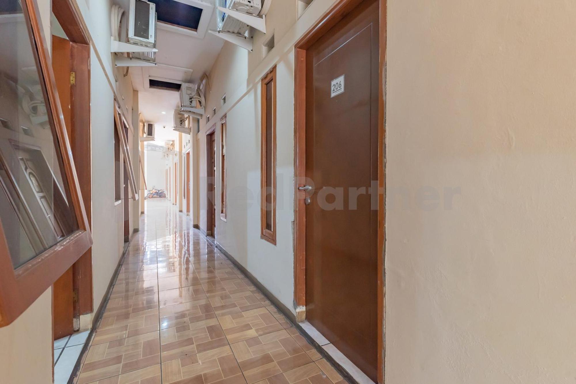 Wisma Alamanda Near Terminal Cicaheum Redpartner Bandung Eksteriør bilde