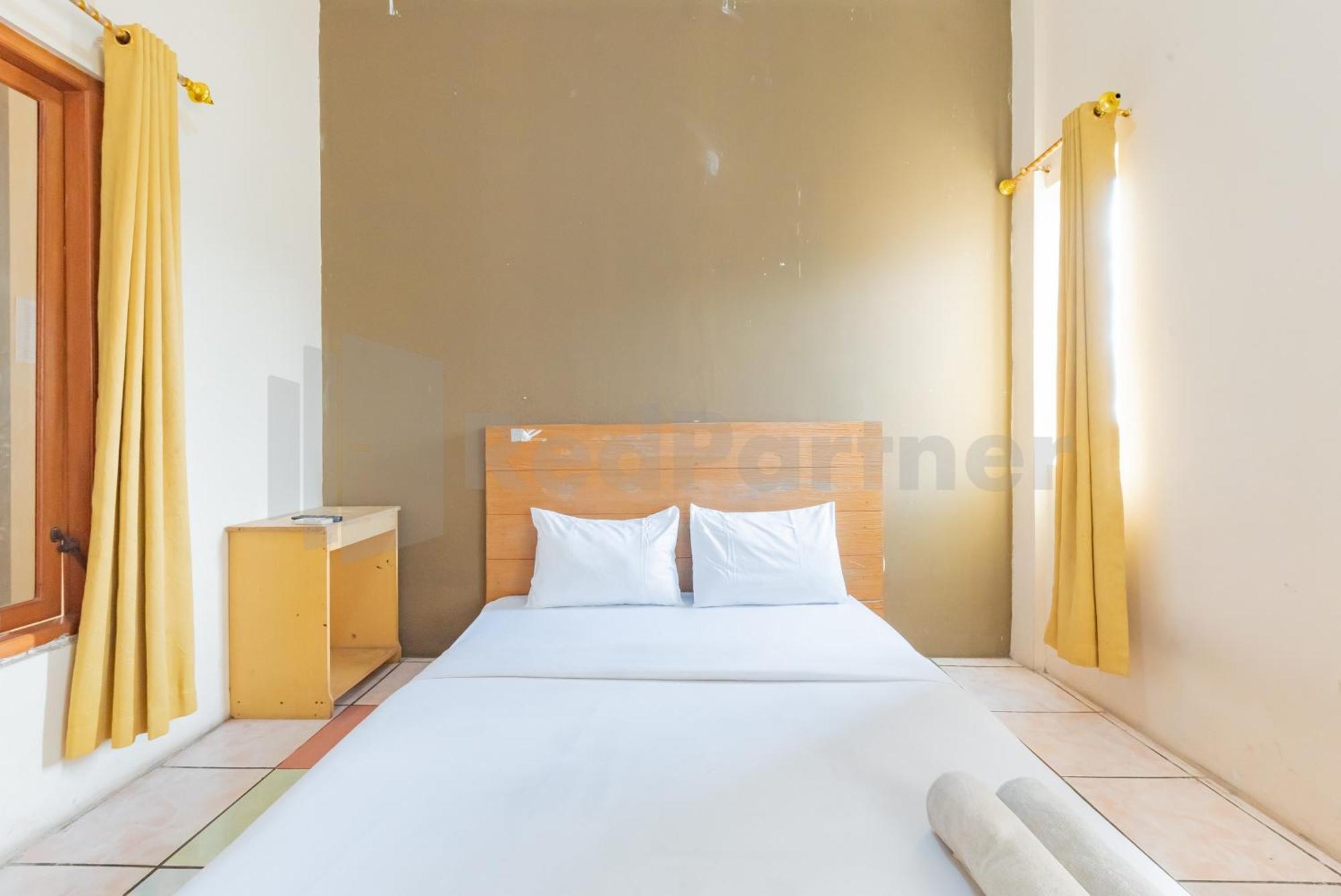 Wisma Alamanda Near Terminal Cicaheum Redpartner Bandung Eksteriør bilde