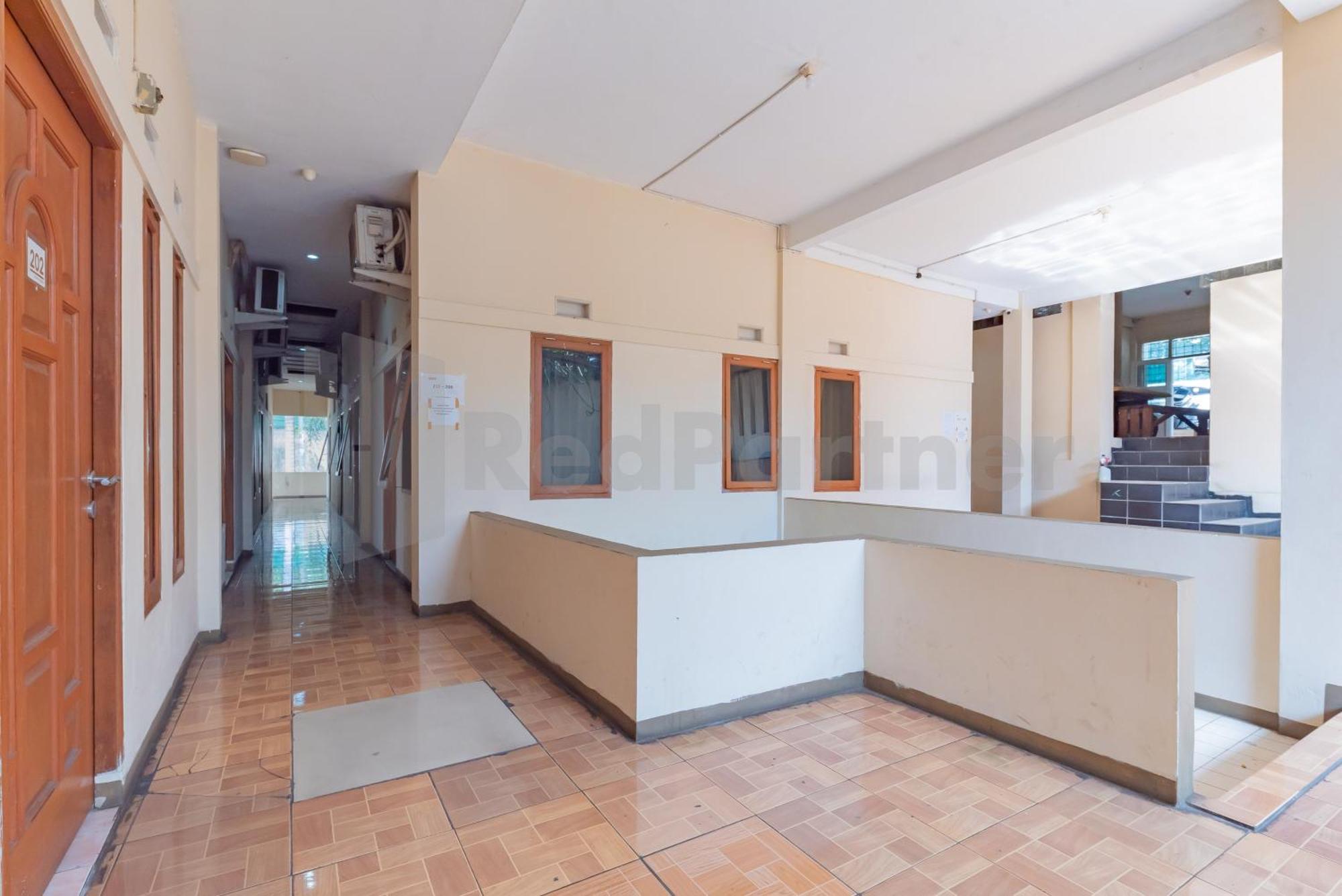Wisma Alamanda Near Terminal Cicaheum Redpartner Bandung Eksteriør bilde
